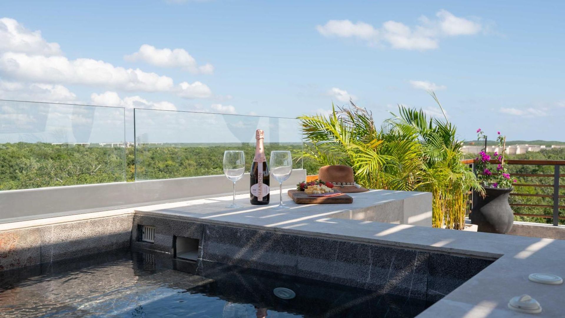 Amazing Penthouse Private Pool Close To