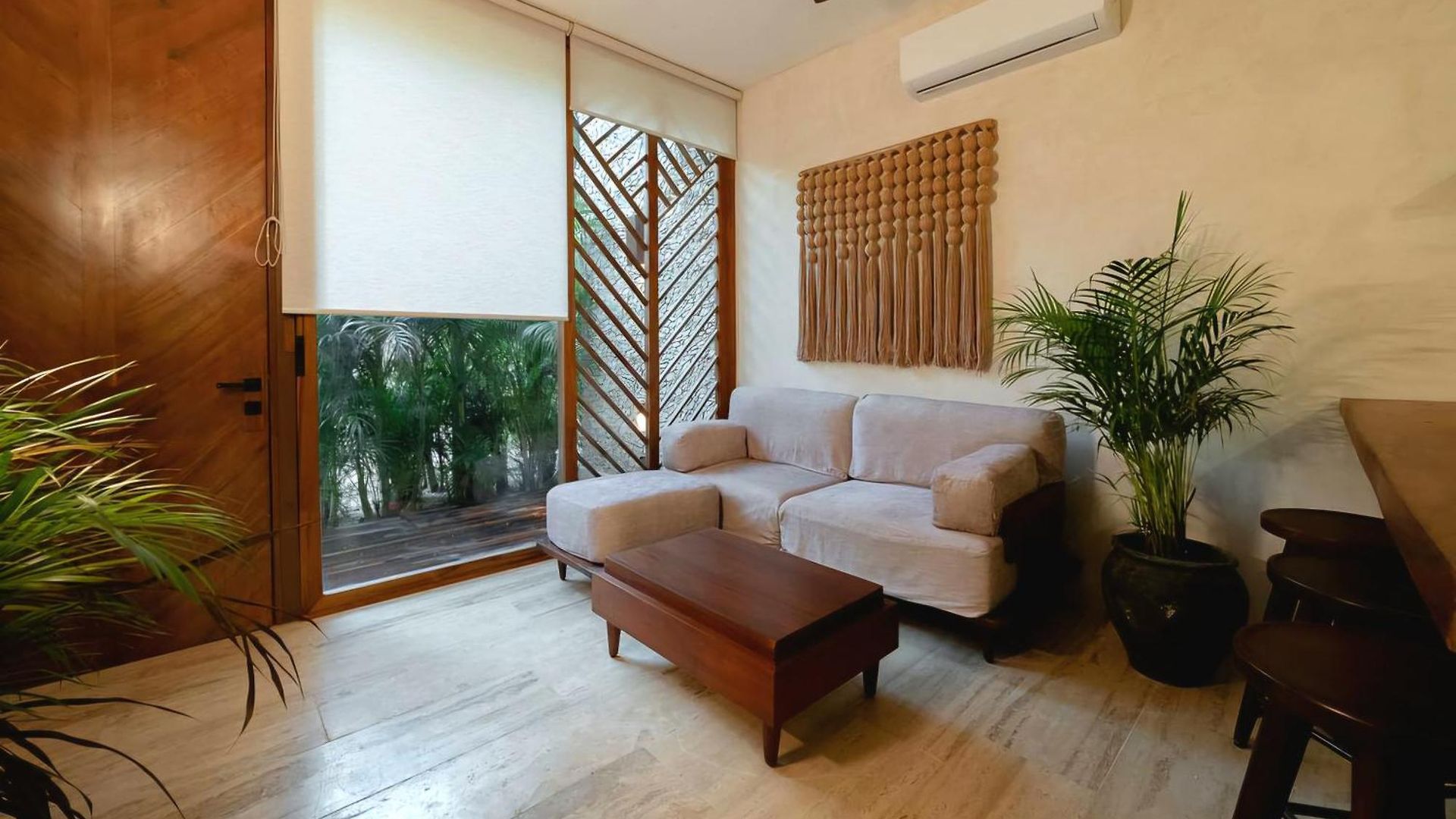 Ceres Villa