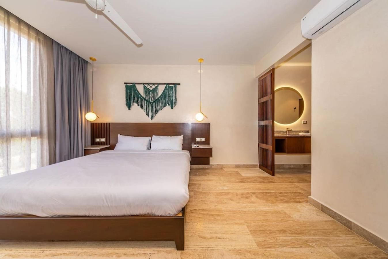 Сasa de vacaciones Lux 2br W Rooftop Pool And Close To