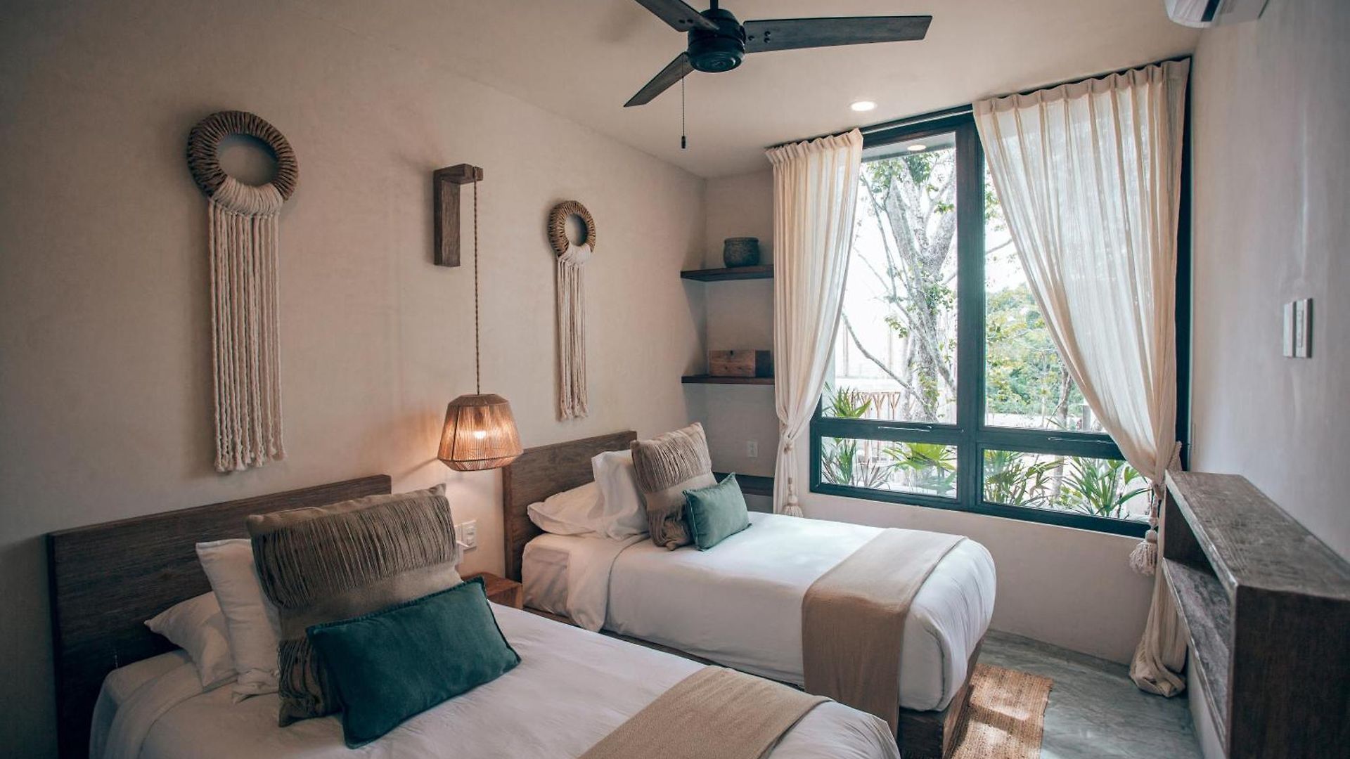 Jungle Boho - Pvt Pool -100mbs -concierge 8b Villa *