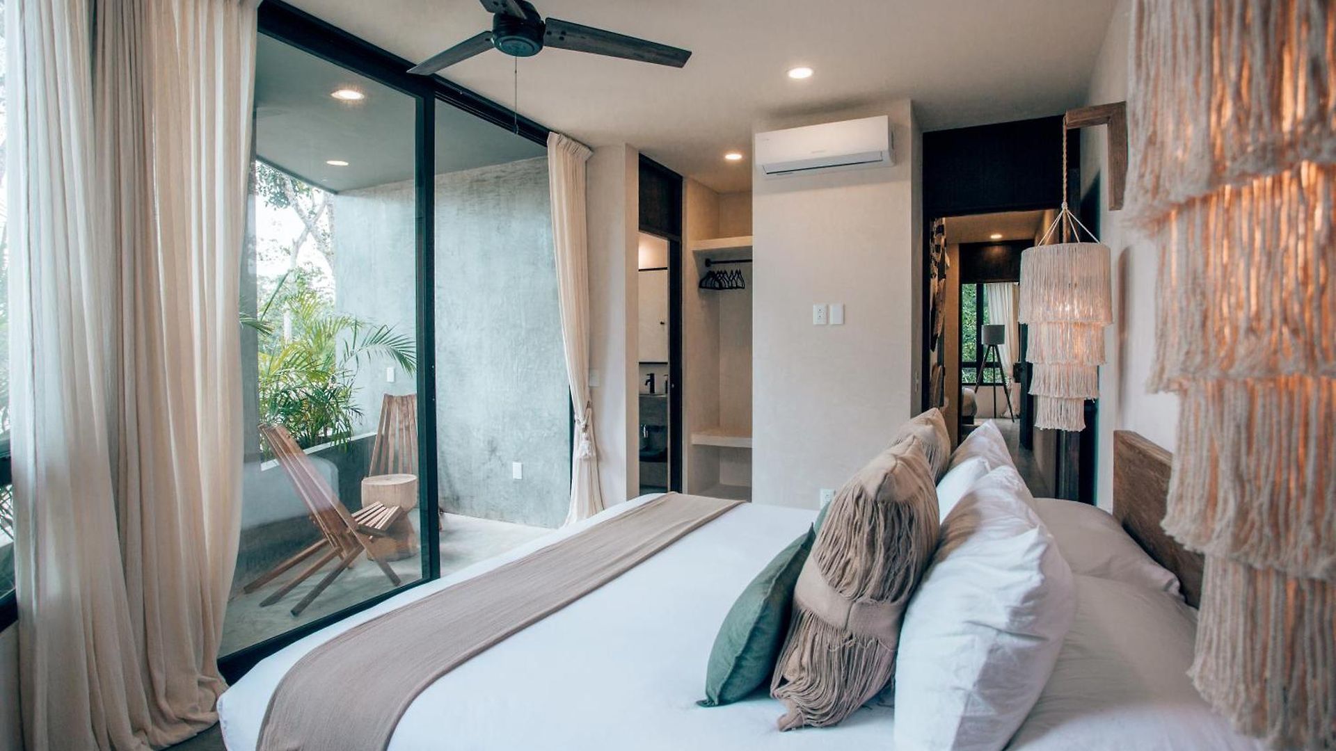Jungle Boho - Pvt Pool -100mbs -concierge 8b *