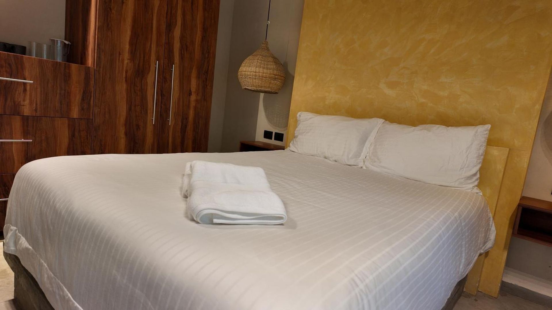 Aparthotel Nook Luxury Condohotel By Marea