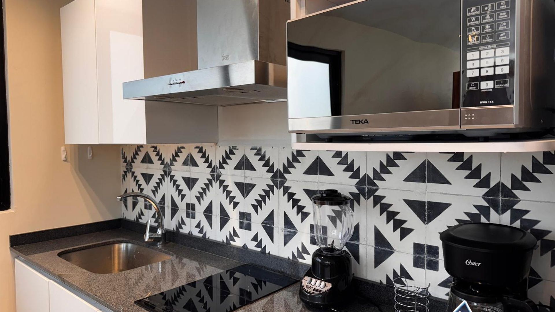 Nook Luxury Condohotel By Marea