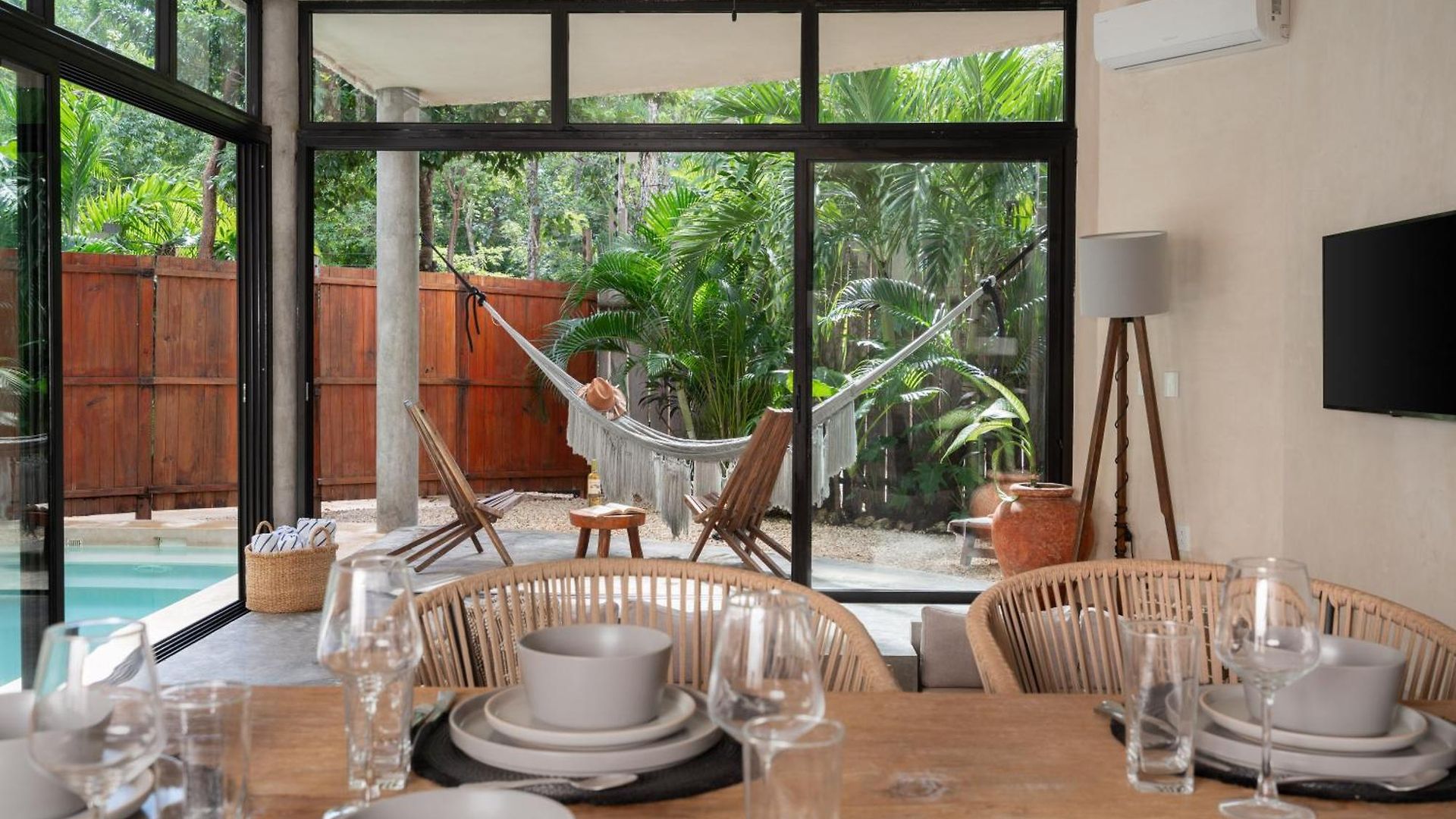 Villa Auralis Boho Boho Villa-priv Pool-concierge-bbq 3b