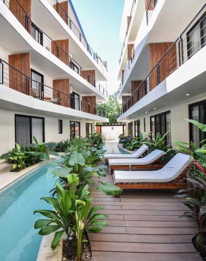 Santal 102 Tulum