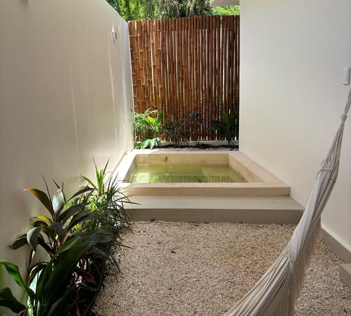 Santal 102 Tulum