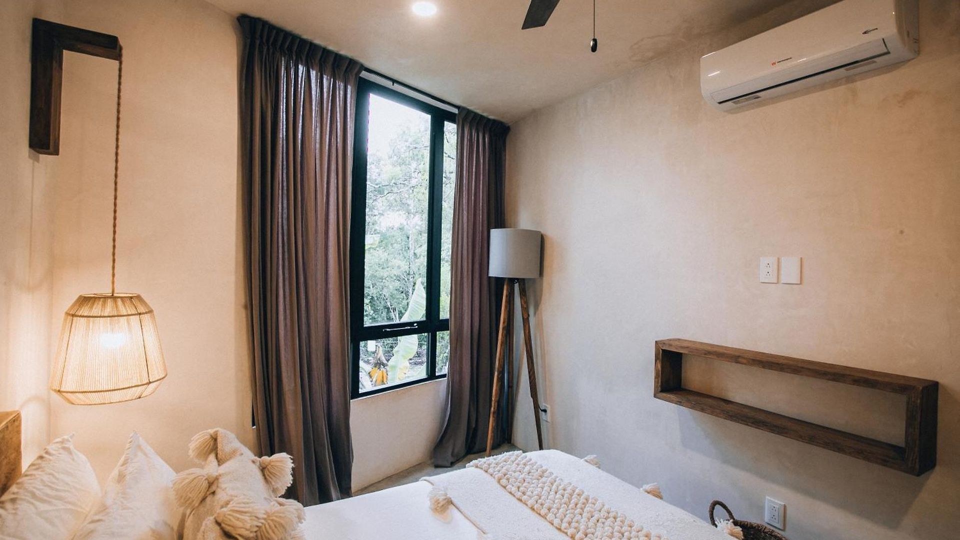 Round Luxury Private Pool & Jungle Rooftop 2b Villa
