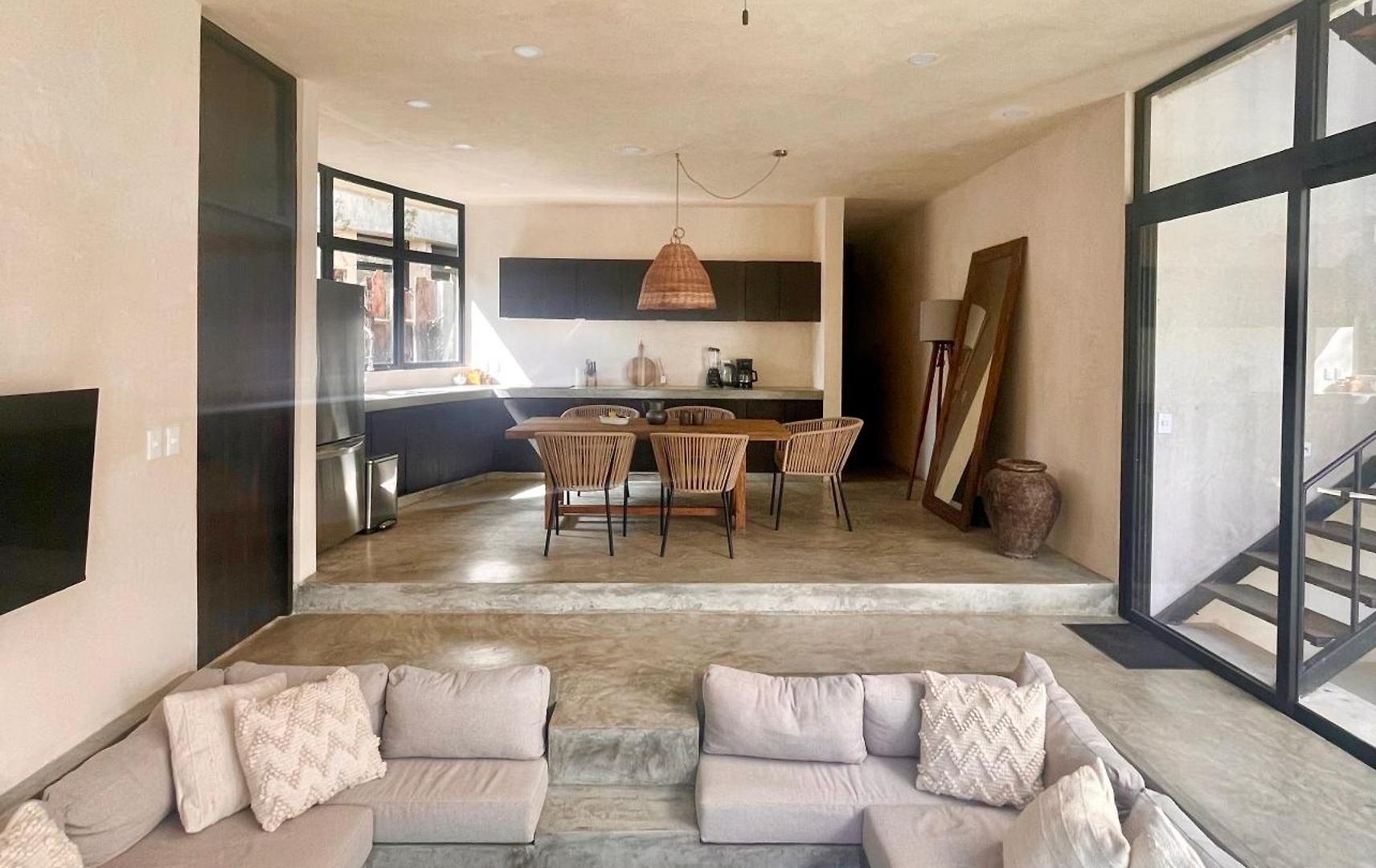 Villa Round Luxury Private Pool & Jungle Rooftop 2b *
