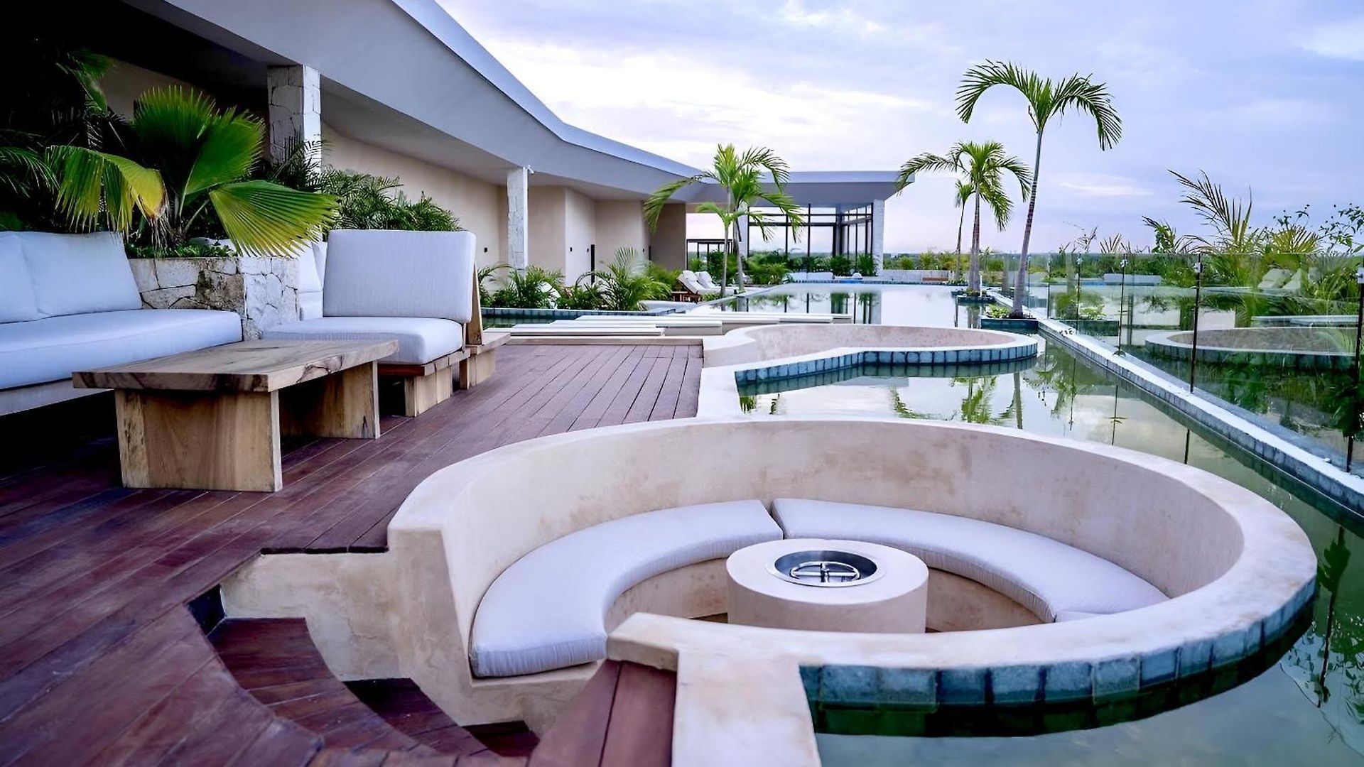 Luxe Jacuzzi Tulum