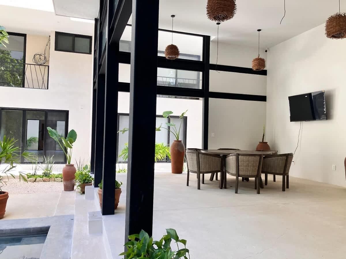 Groups For 8 Guest With 2 Bedrooms Balcony Common Pool Gym Yoga And Mini Market Ximbal