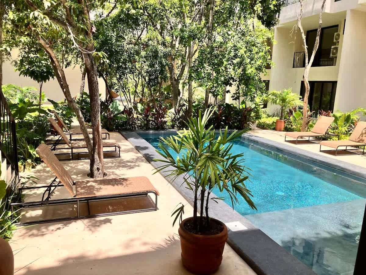 Groups For 8 Guest With 2 Bedrooms Balcony Common Pool Gym Yoga And Mini Market Ximbal Holiday home *