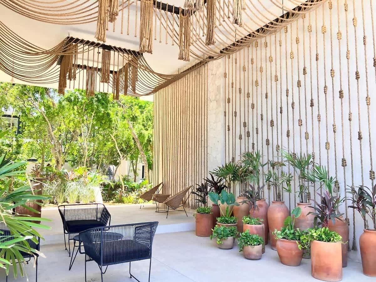 Groups For 8 Guest With 2 Bedrooms Balcony Common Pool Gym Yoga And Mini Market Ximbal Holiday home