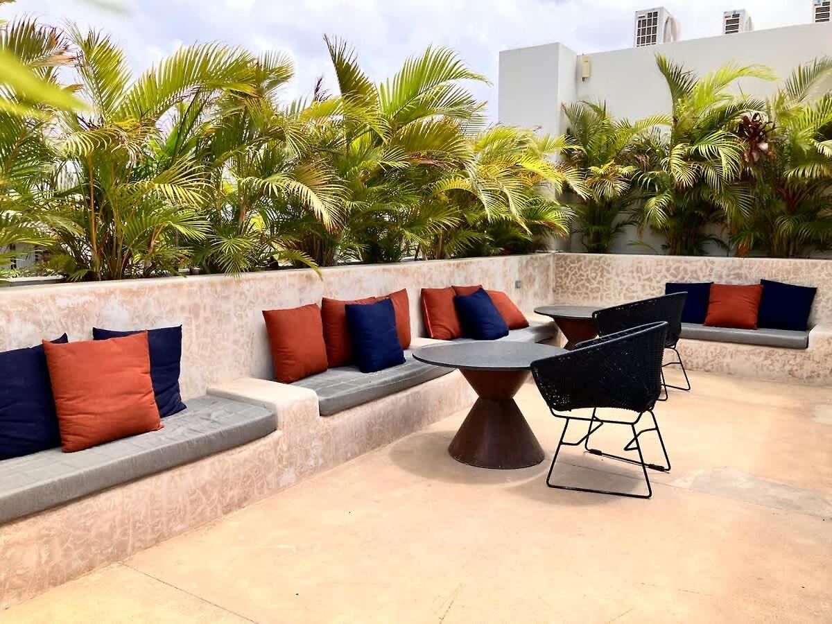 Center Family Double Four Guest With Free Parking Pool Ac Kitchenette Near Tulum