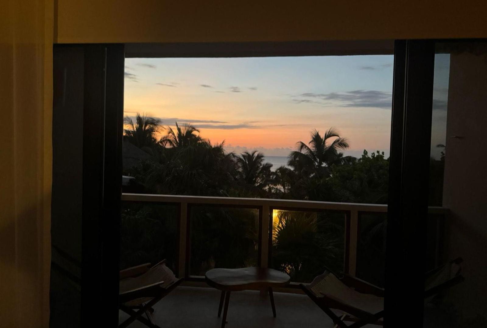 Hotel Azucar