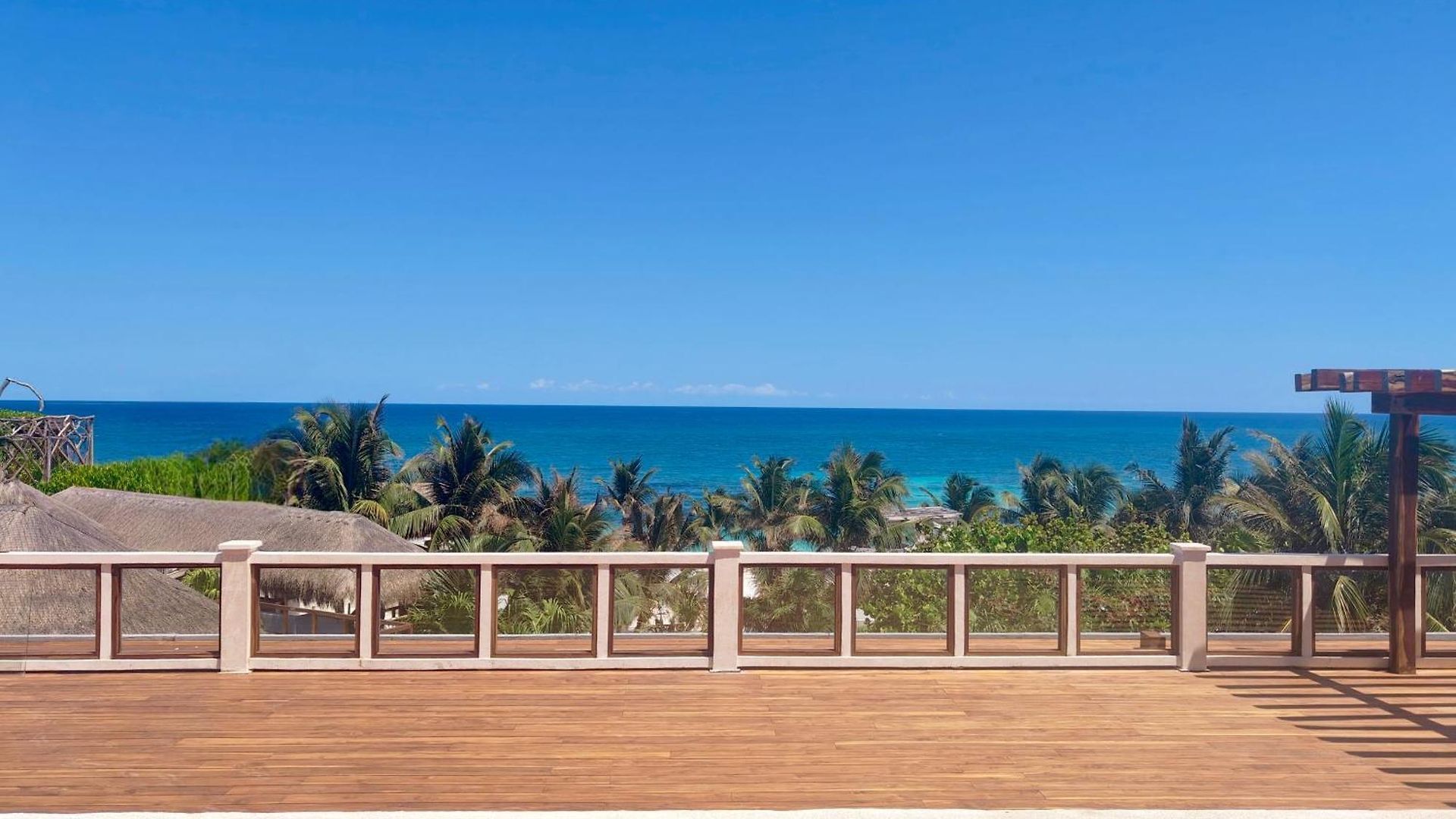Azucar 3* Tulum