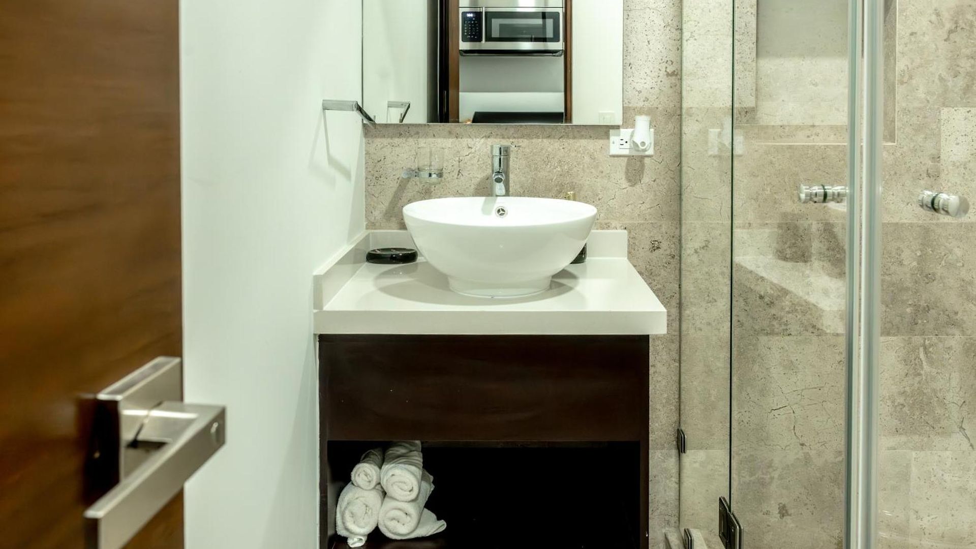 Bed & Breakfast Menesse 4*