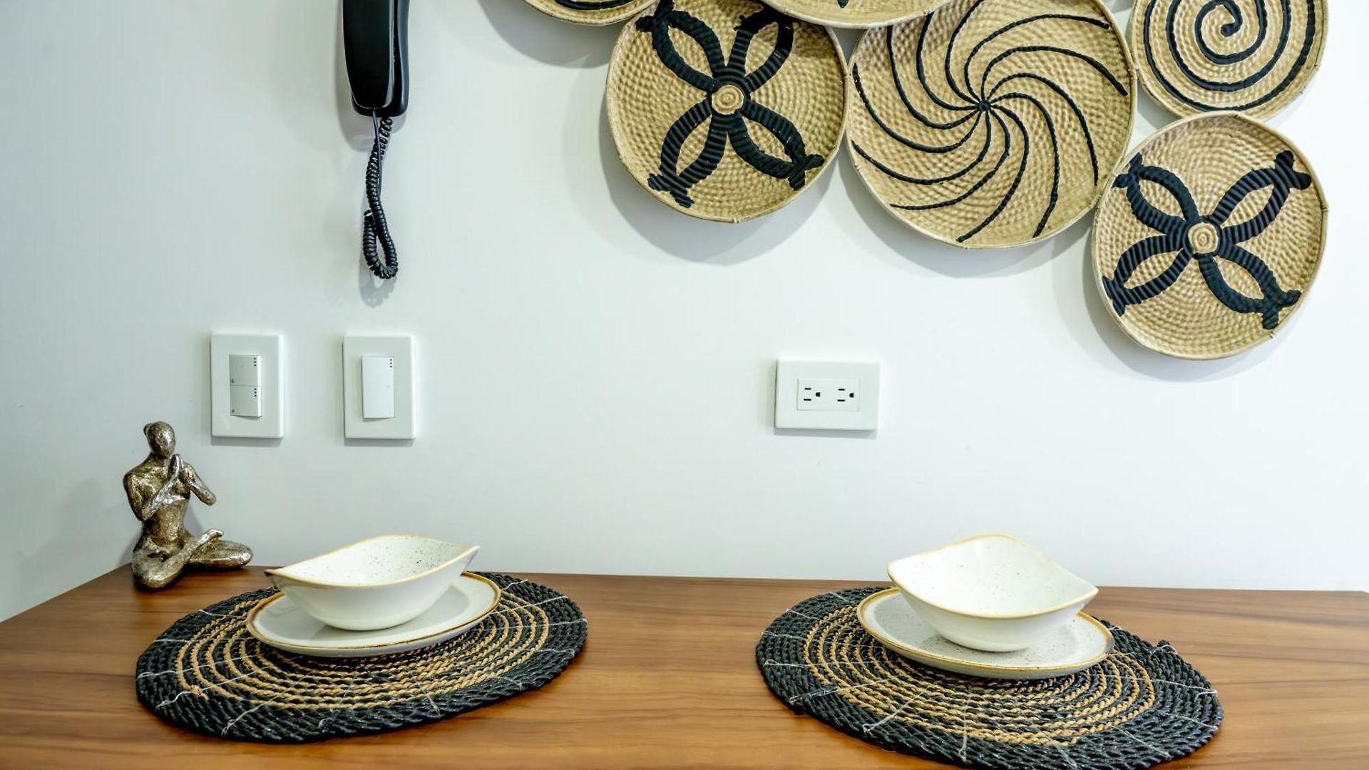 Menesse Bed & Breakfast 4*