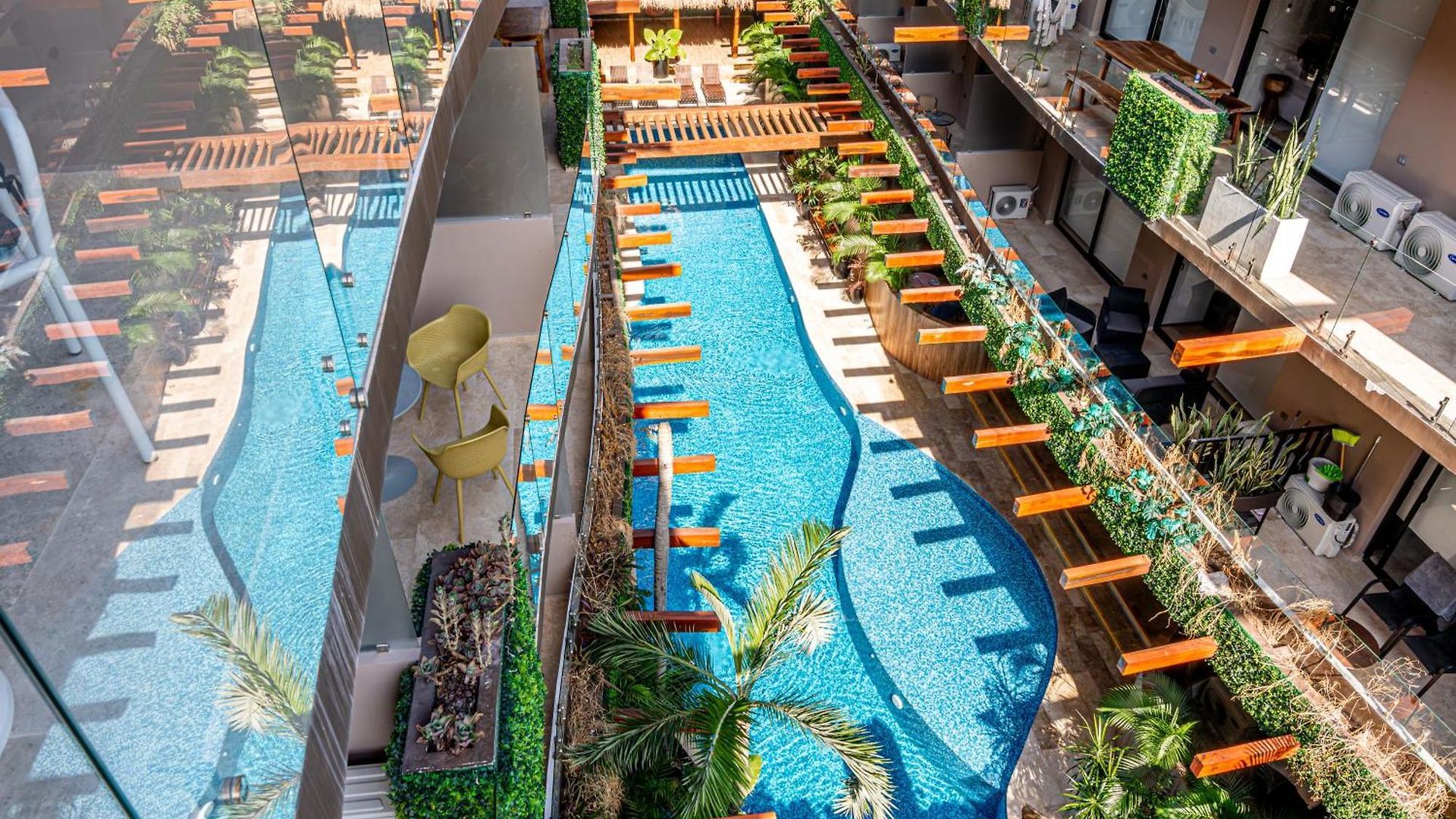 Menesse Tulum