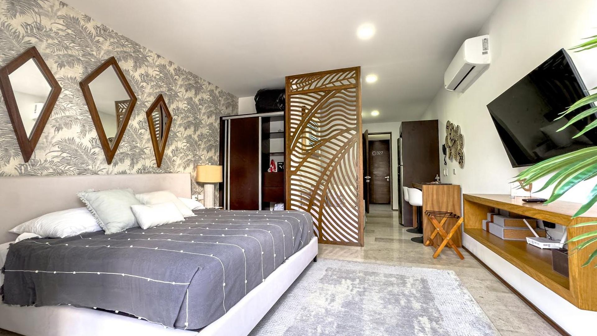 Bed & Breakfast Menesse 4*