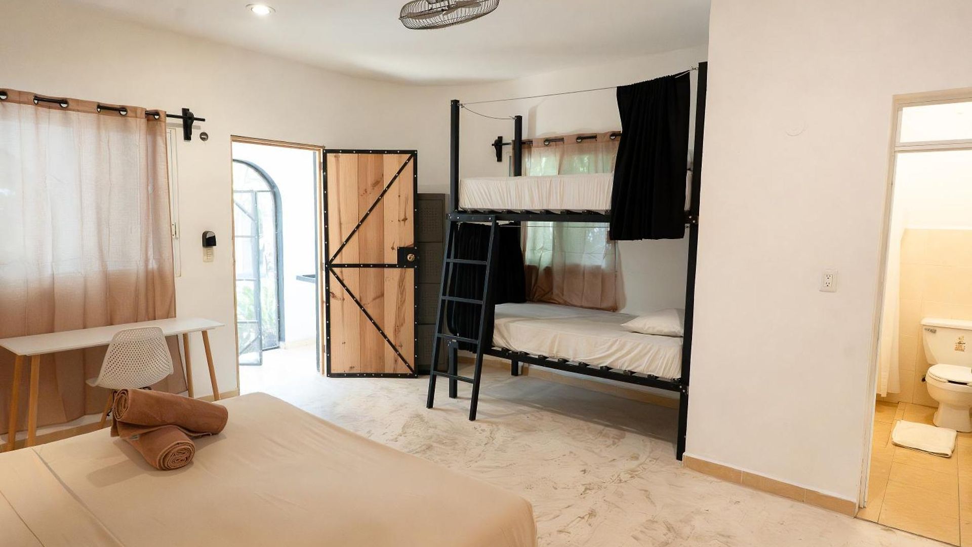 Oryx Hostal Tulum