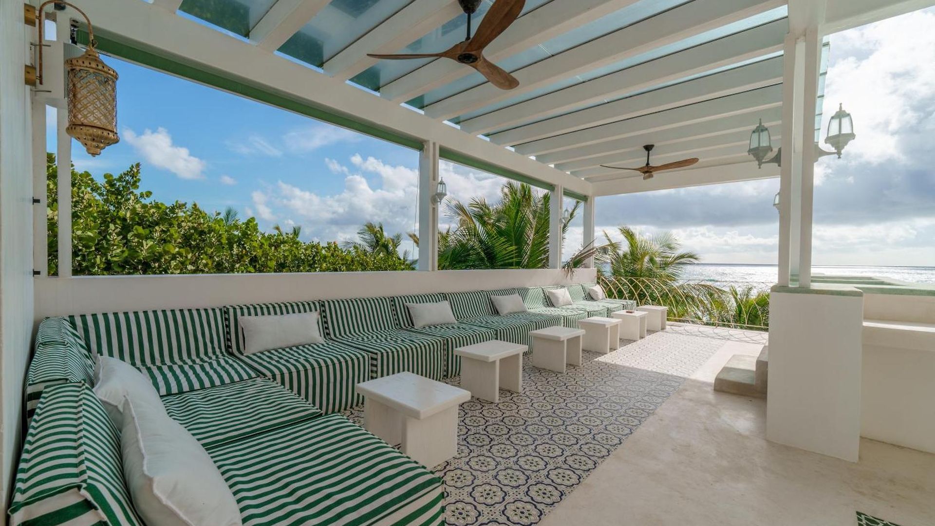 Hotel Sana Beachfront Boutique