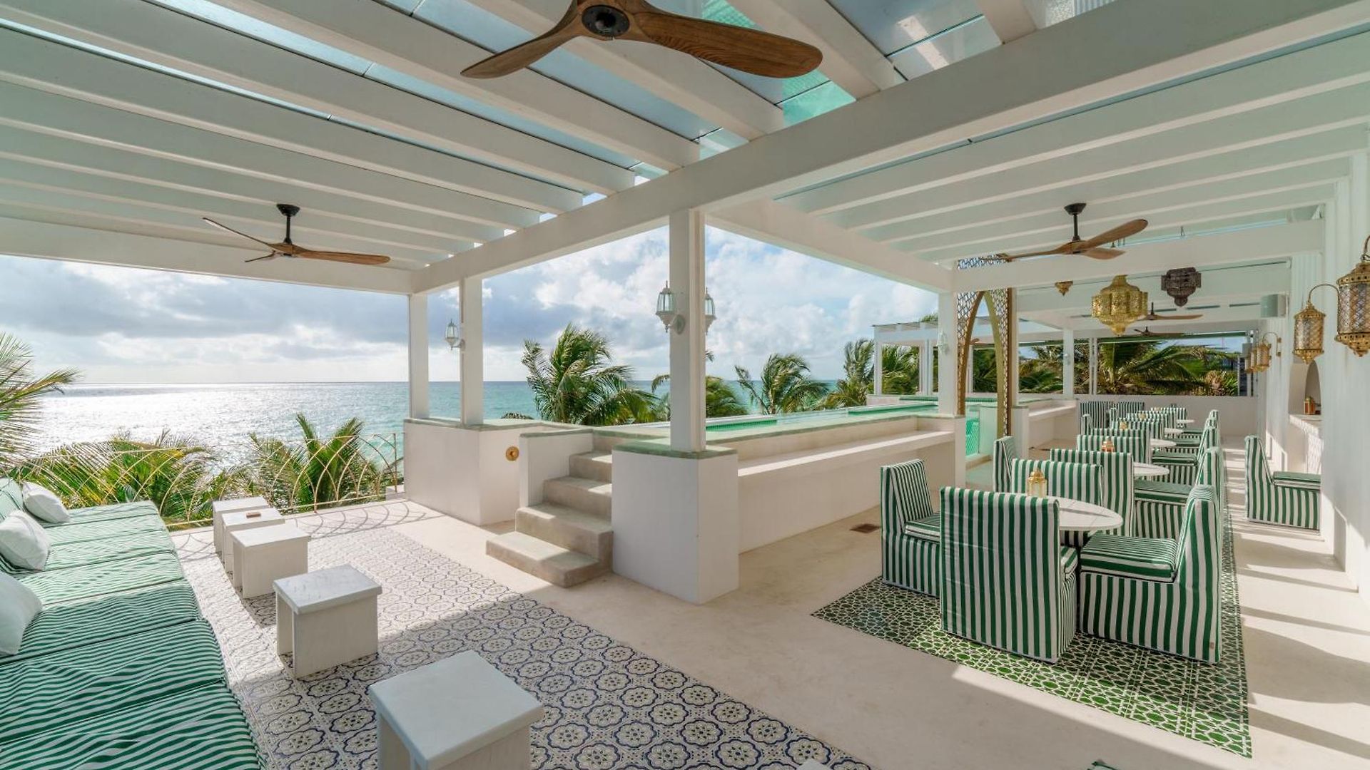 Hotel Sana Beachfront Boutique 5*
