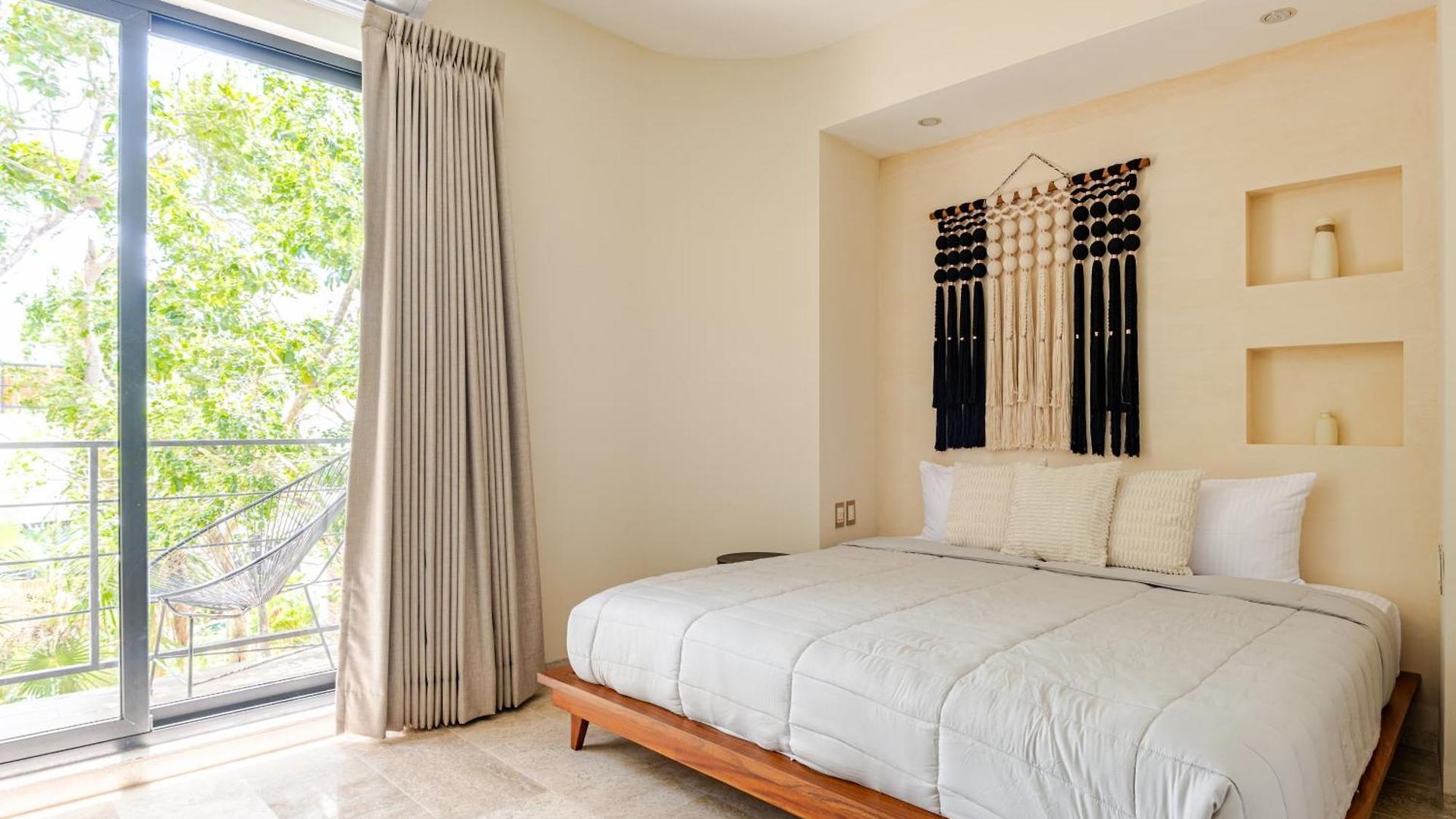 Ocean Breeze - A Few Steps From The Beach! Villa *