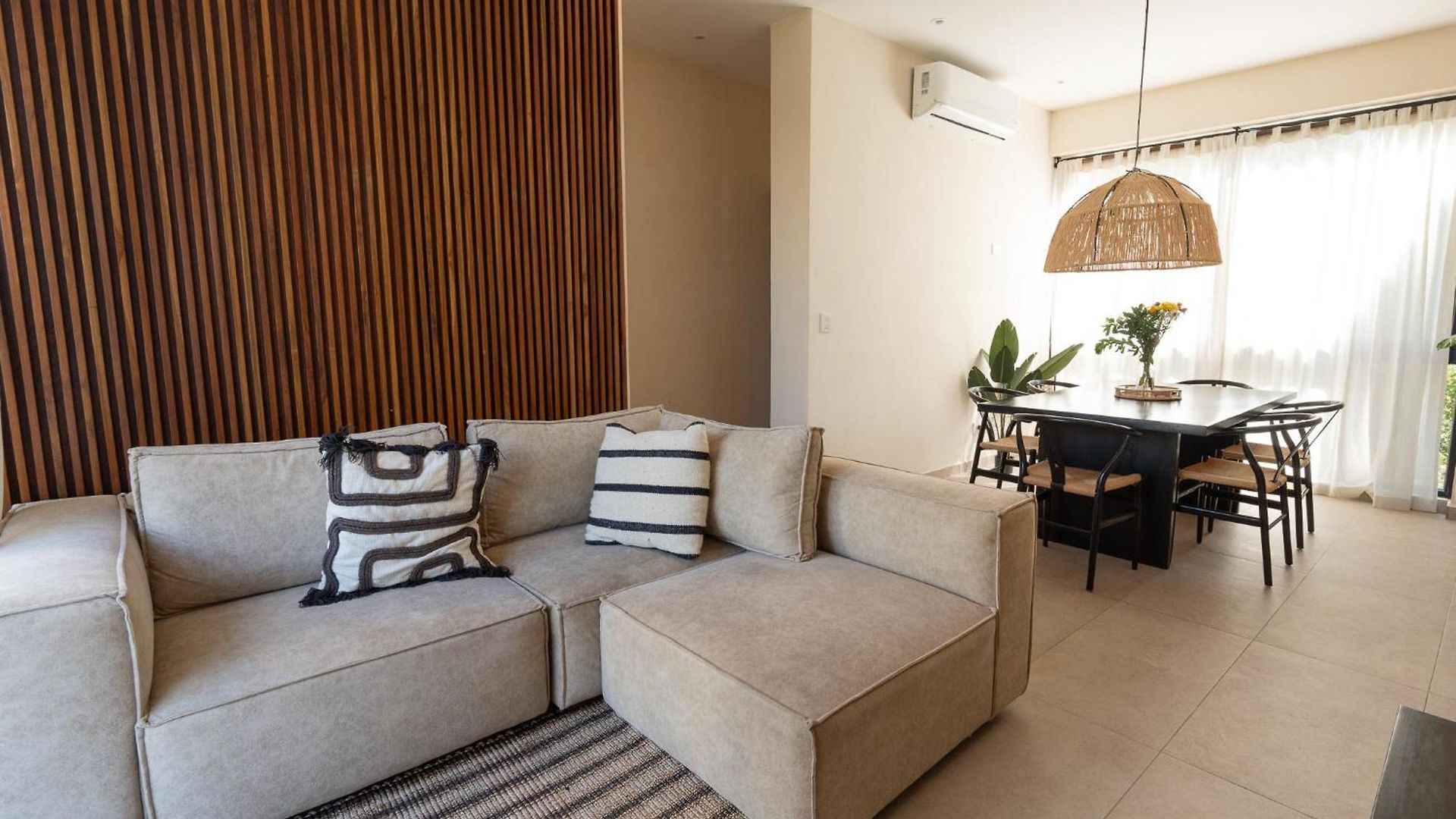 Toh - 2 Bedroom Apartment