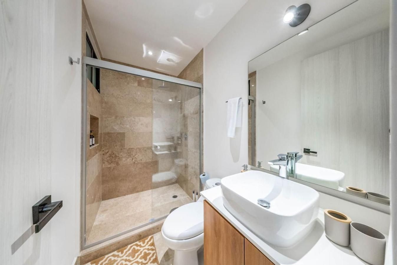 Holiday home King W Private Balcony Rooftop Pool And Gym