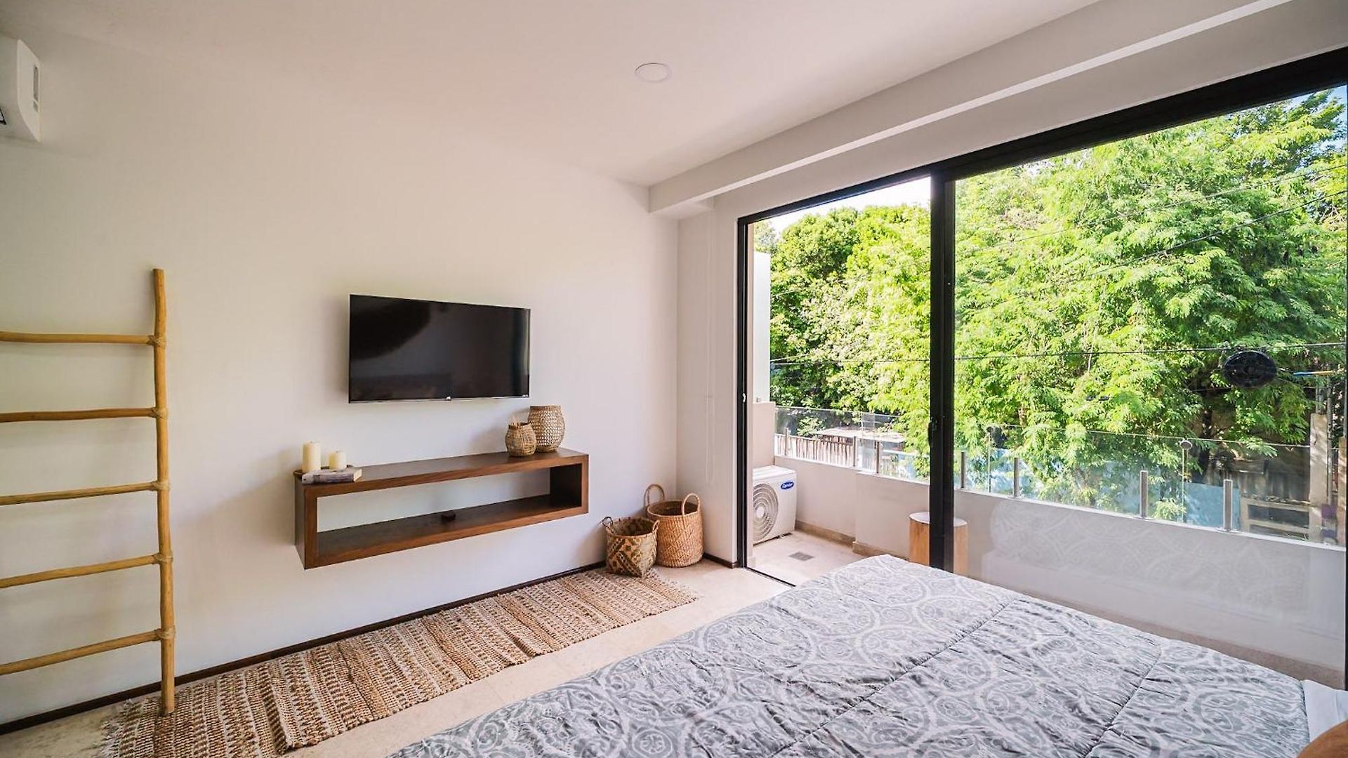 Apartment 2br Sun Lover's Nest W Gym Rooftop