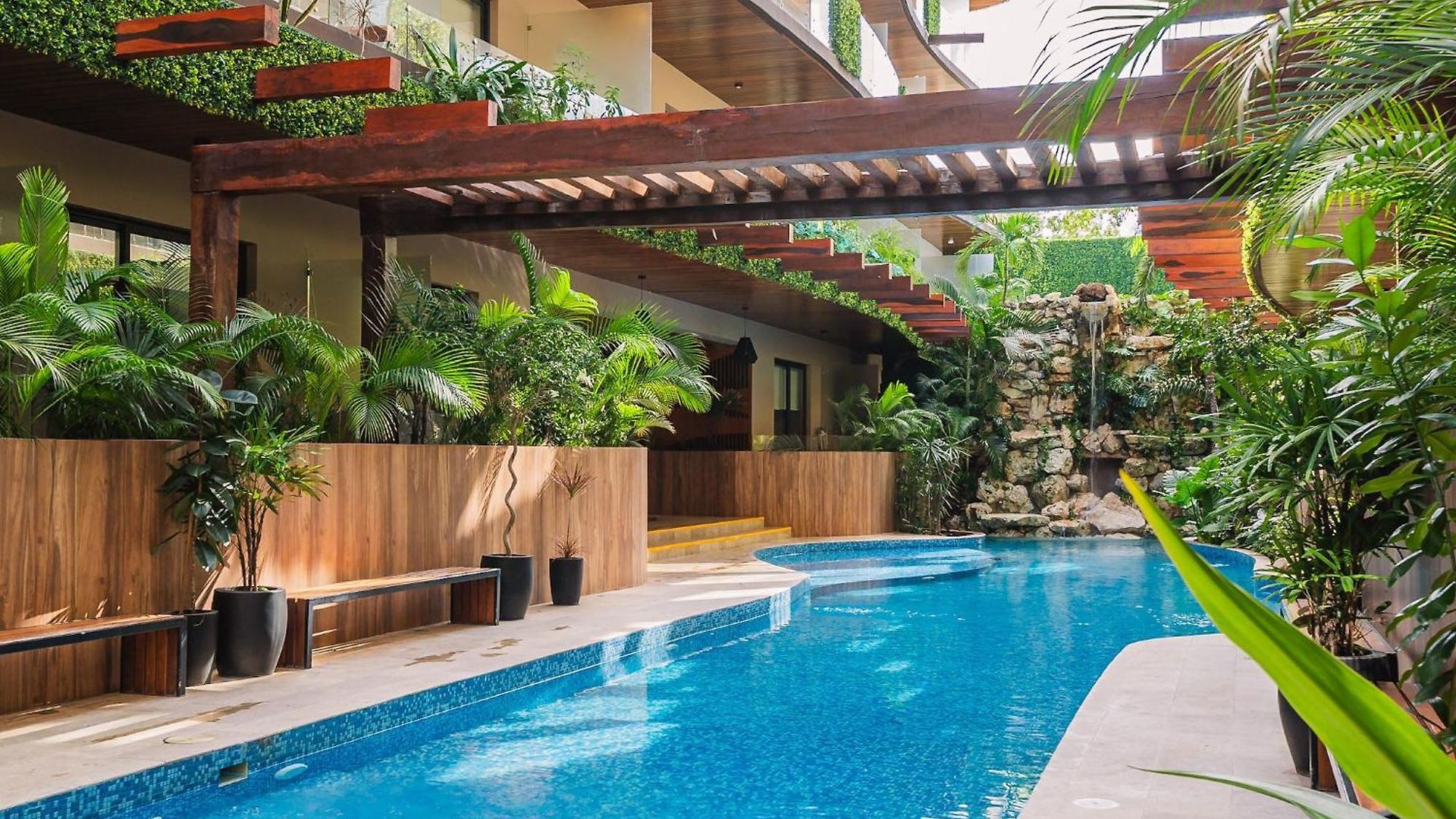 2br Sun Lover's Nest W Gym Rooftop Apartment Tulum