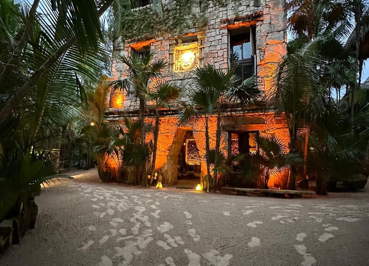 Sueños Hotel
