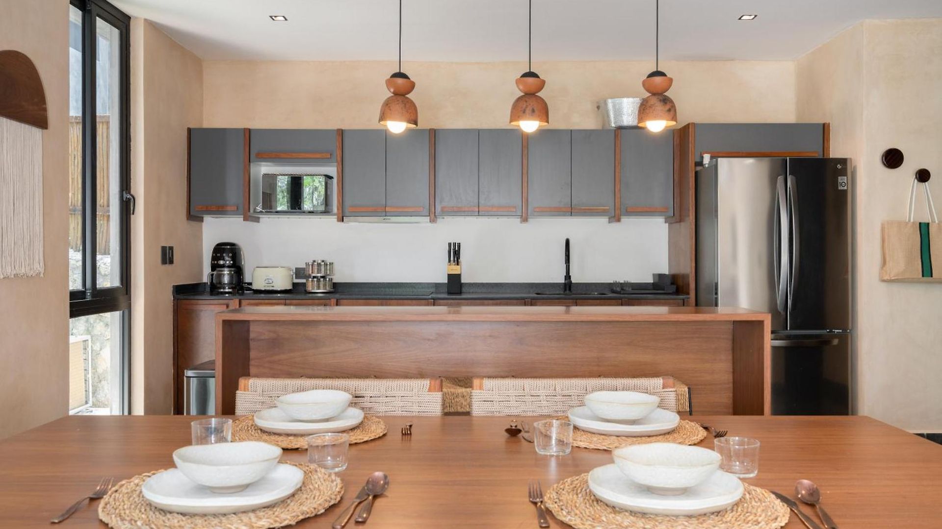 Exclusive 2br Lock-off Huge Terrace & Private Pool Humana