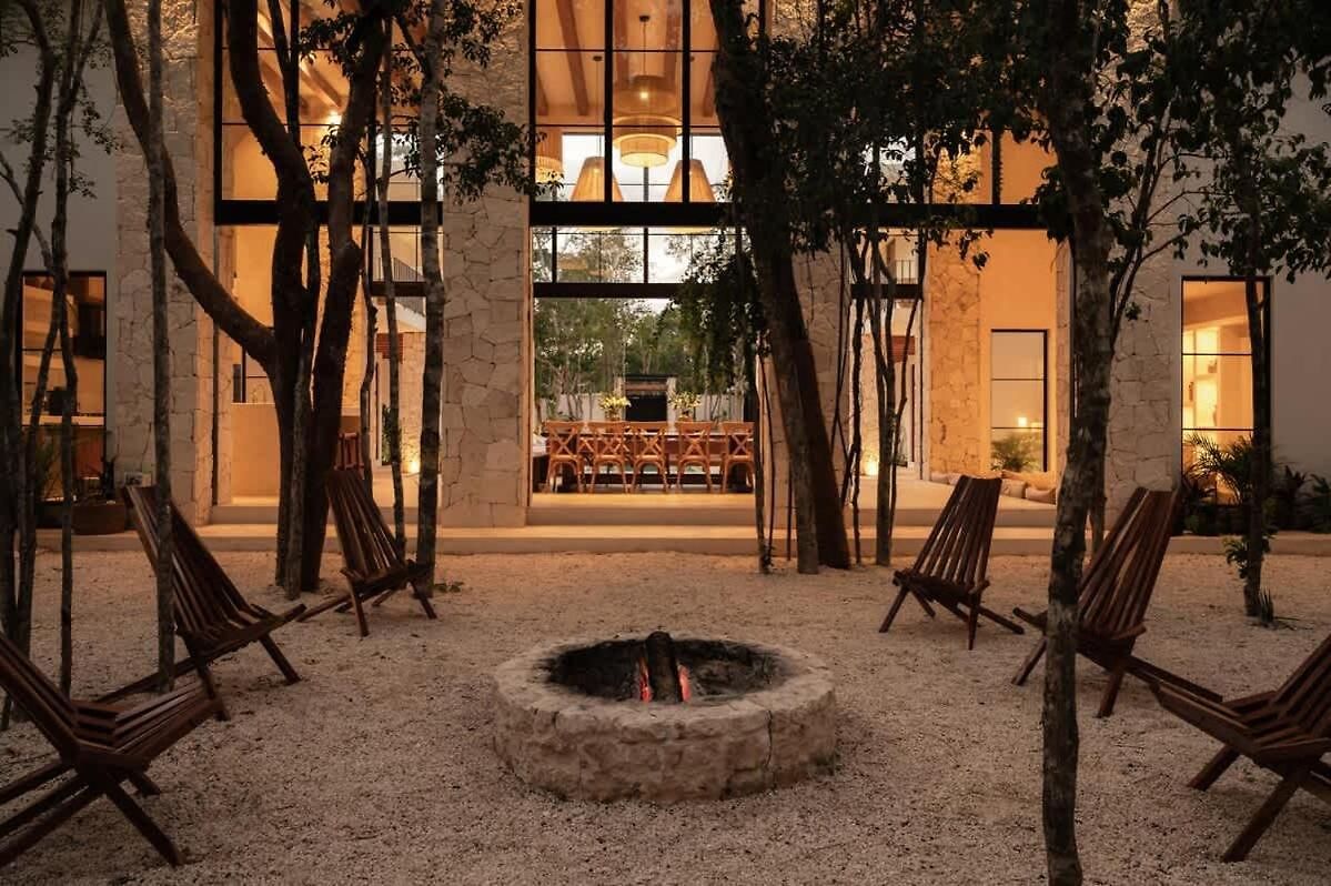 Holiday home Hacienda Babylon - 9 10 Pools Gym & Sauna *