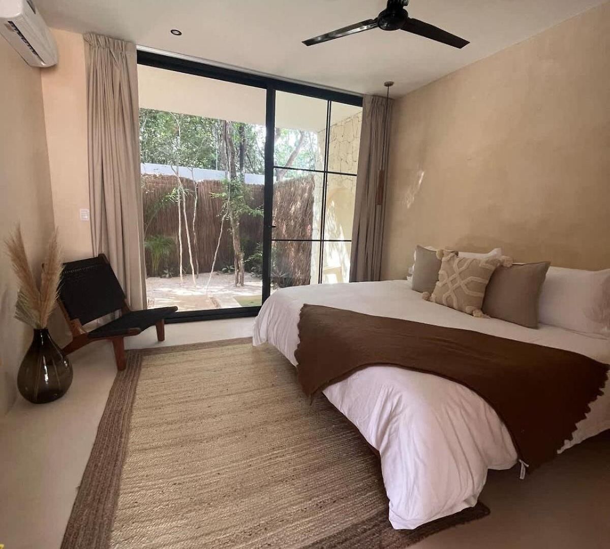Hacienda Babylon - 9 10 Pools Gym & Sauna *