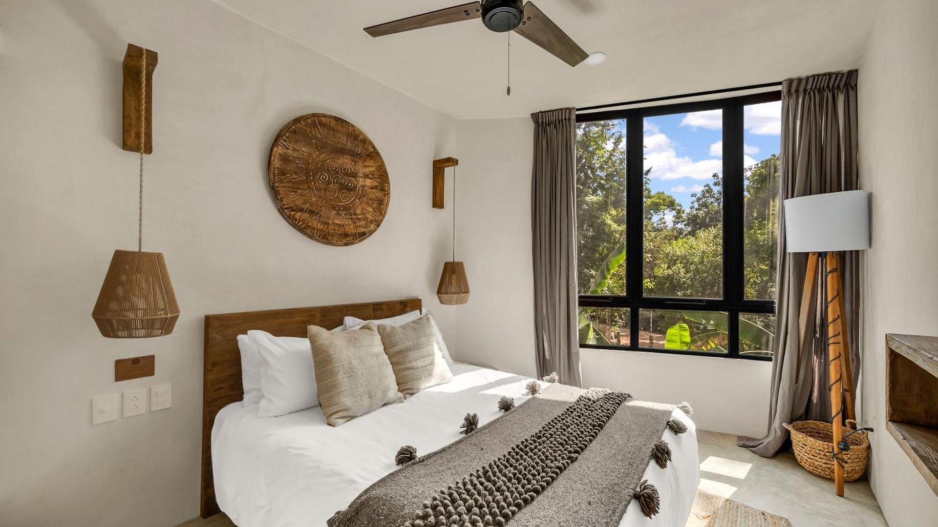 2 Tropical Bohemian Villas-2 Priv Pool-bbq 3a-3b *