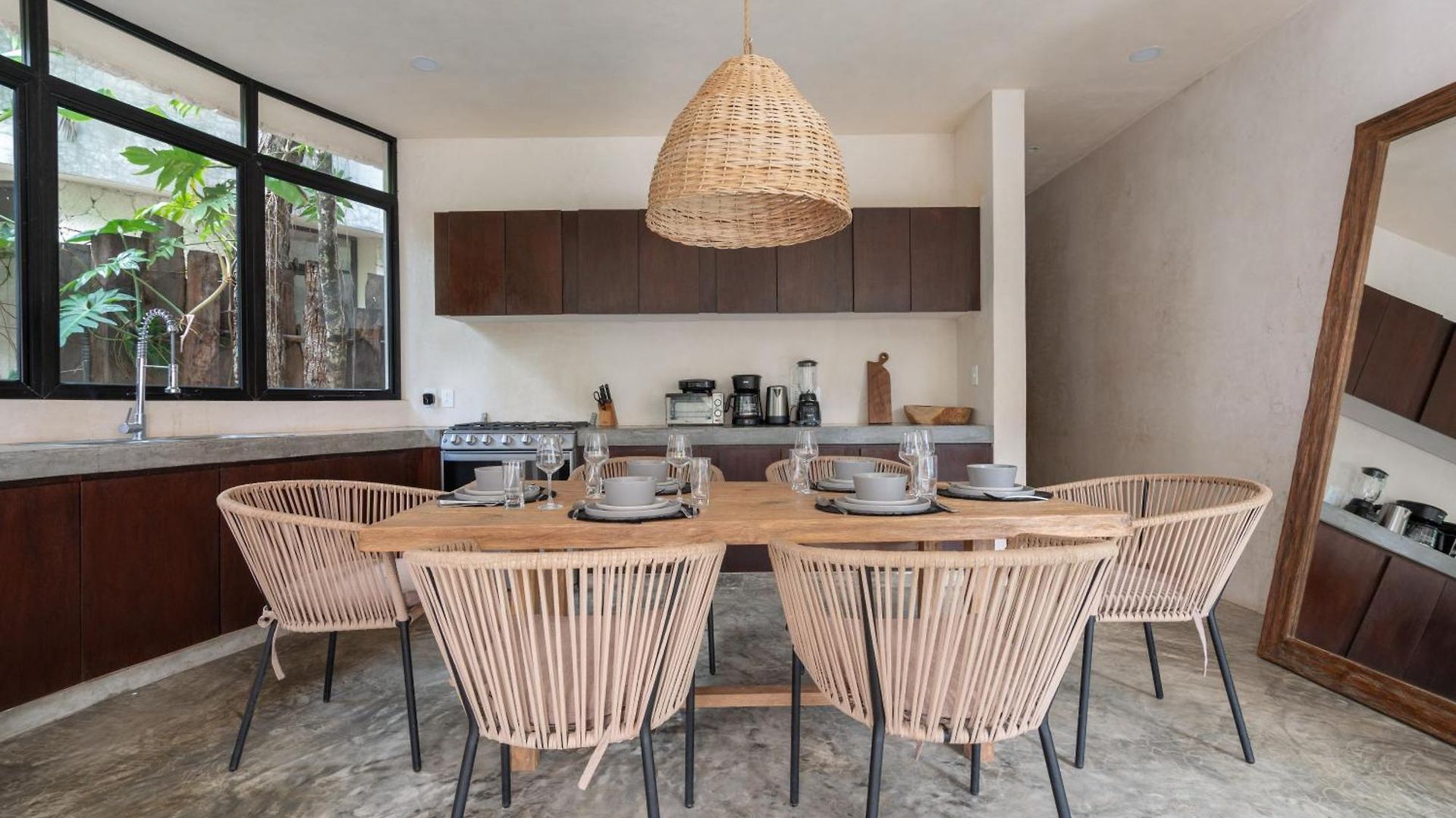 2 Tropical Bohemian Villas-2 Priv Pool-bbq 3a-3b Villa
