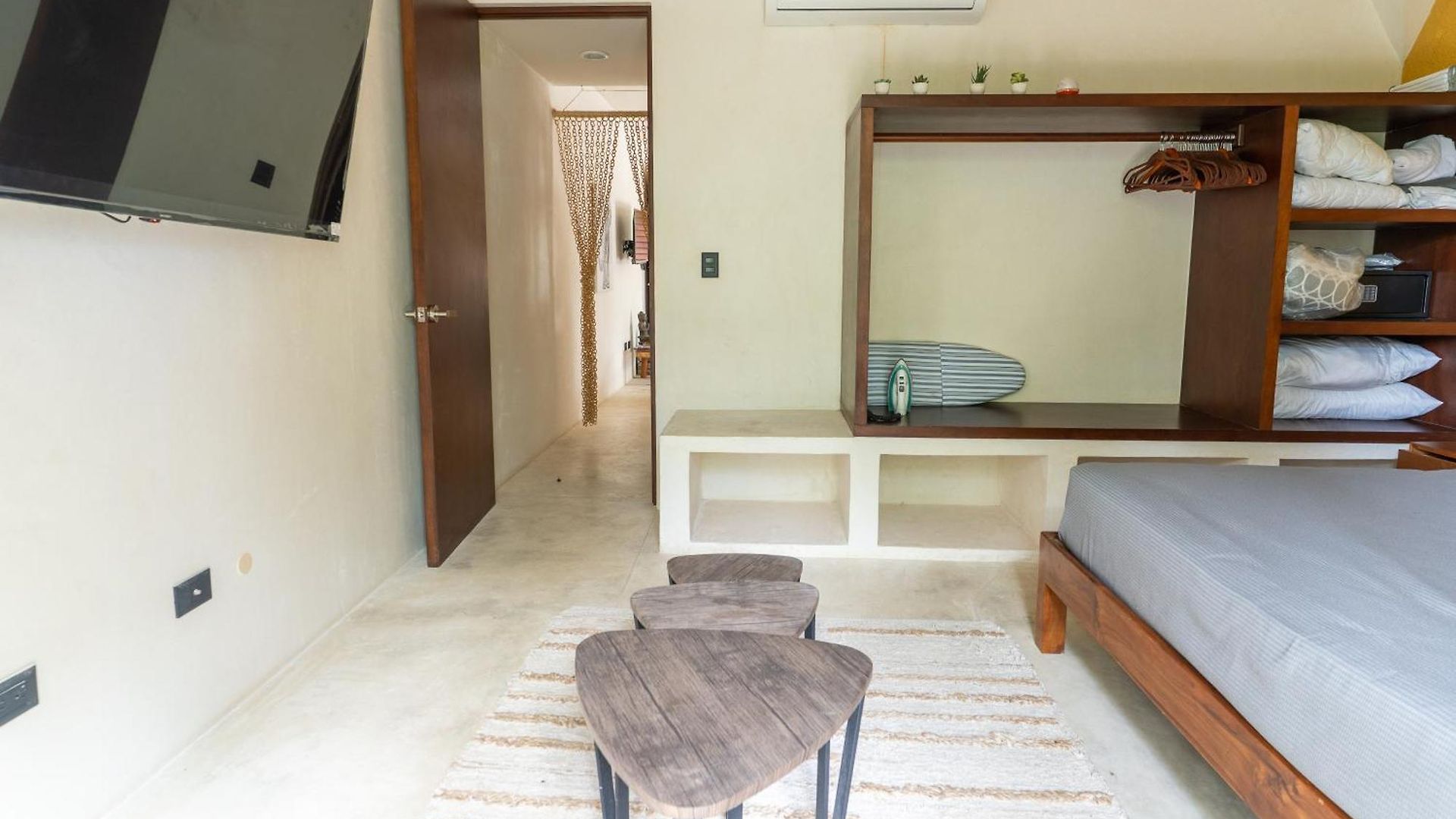 Charming Getaway In Prime Location Apartment *