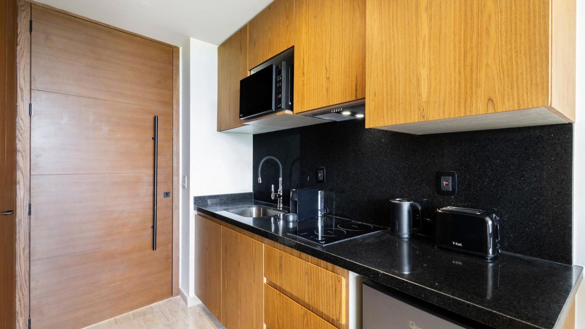 Apartment Mistiq Gardens 2 *