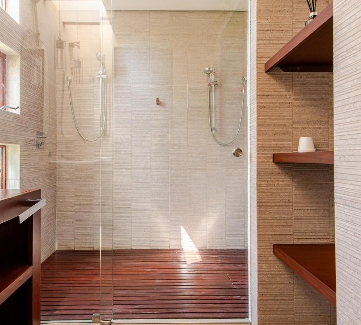 Wayak Luxury 5br Private Pool Gym, 24 7security *