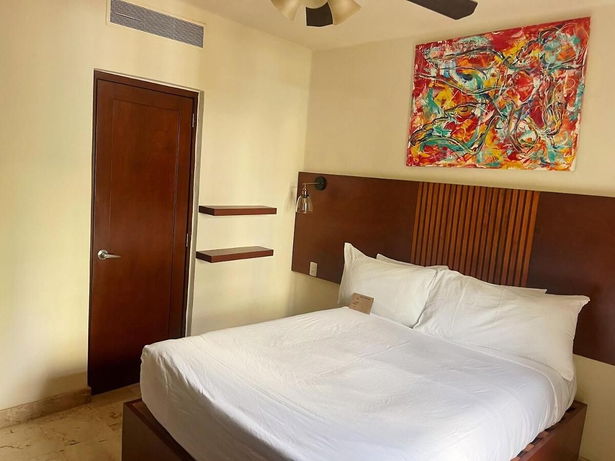 2br Kobah 1 Block To & 5th Pool Gym