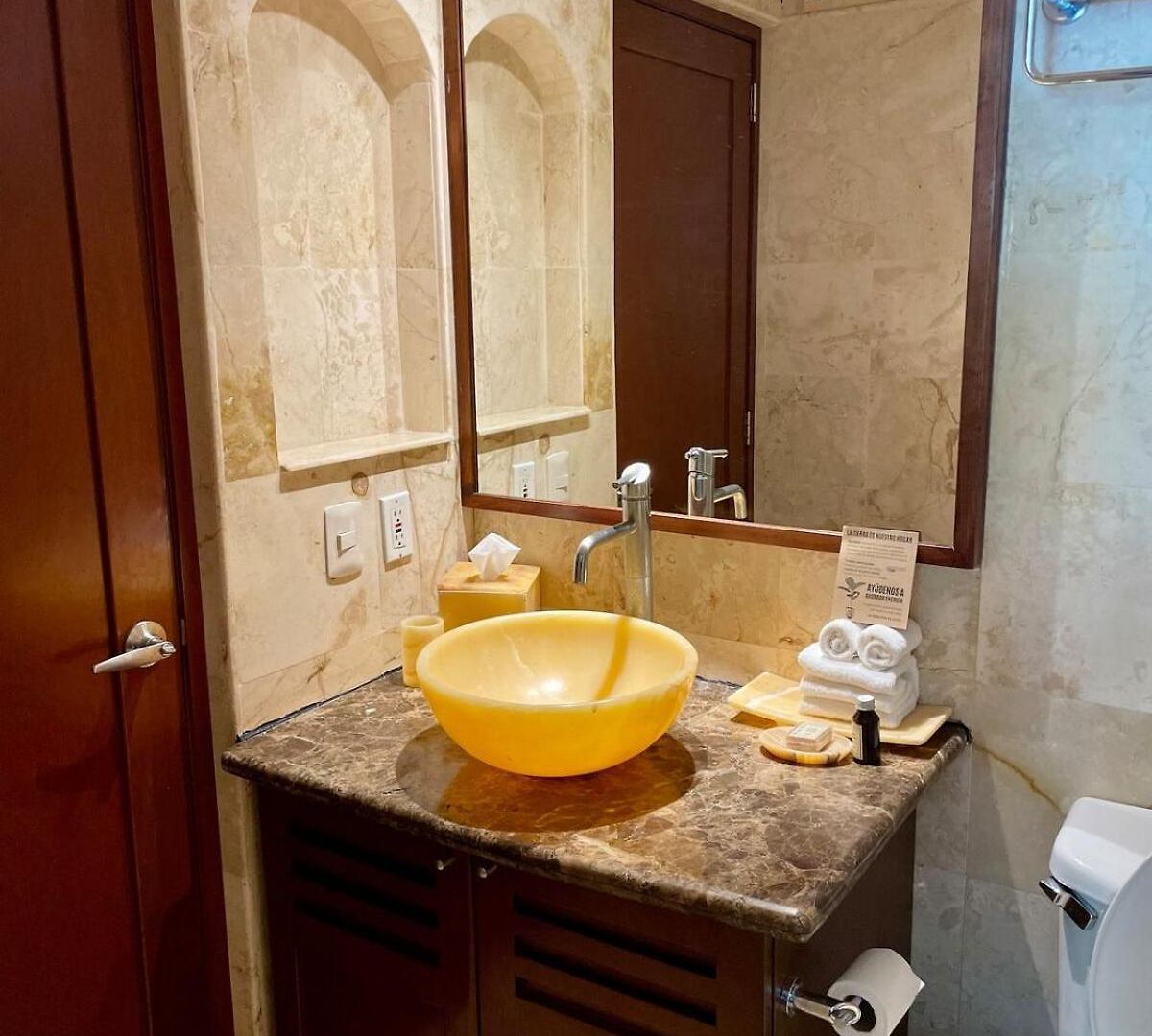 2br Kobah 1 Block To & 5th Pool Gym Apartment Tulum