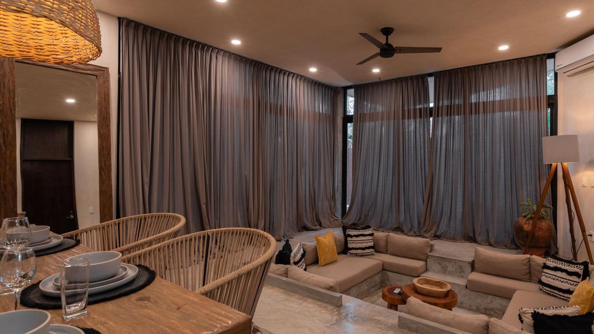 Villa Rousseau Jungle Priv Pool Concierge 1b