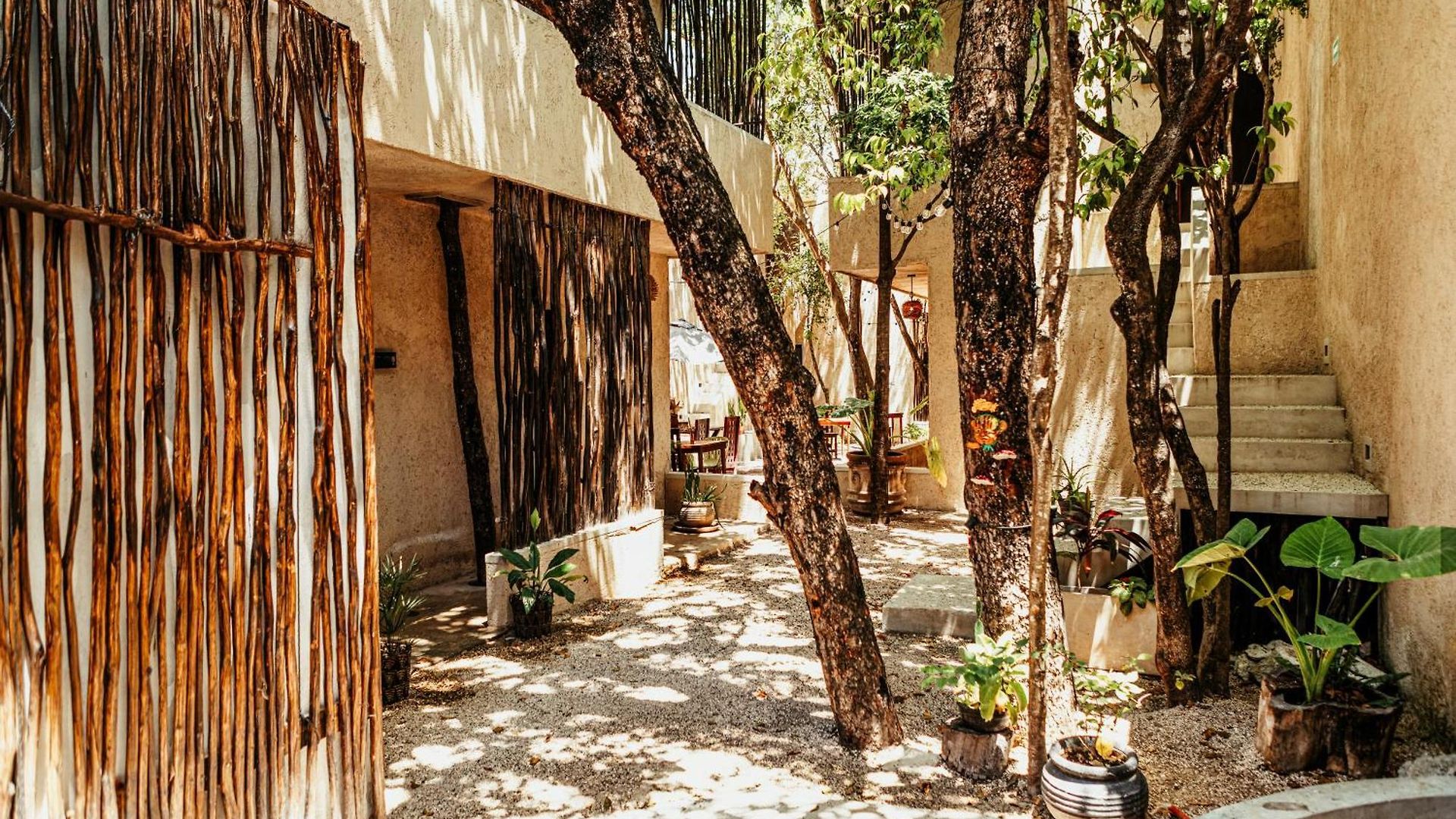 Hotel Ama Y Prana