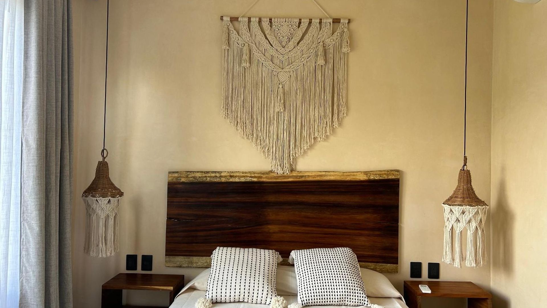 Homa Kah Apartahotel