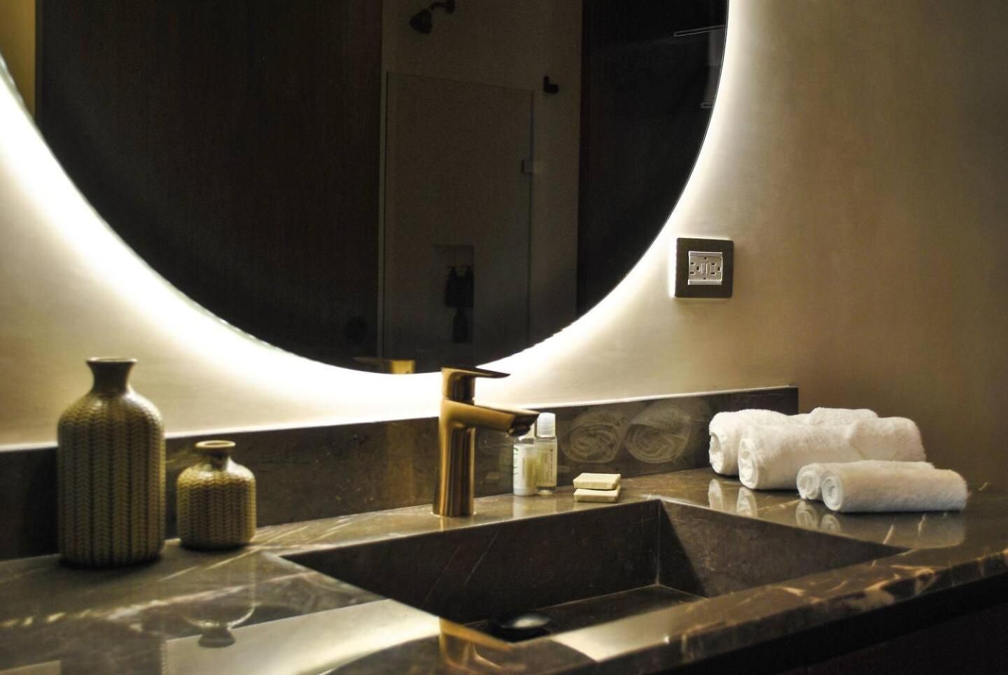 Apartment Upscale Perfect Location