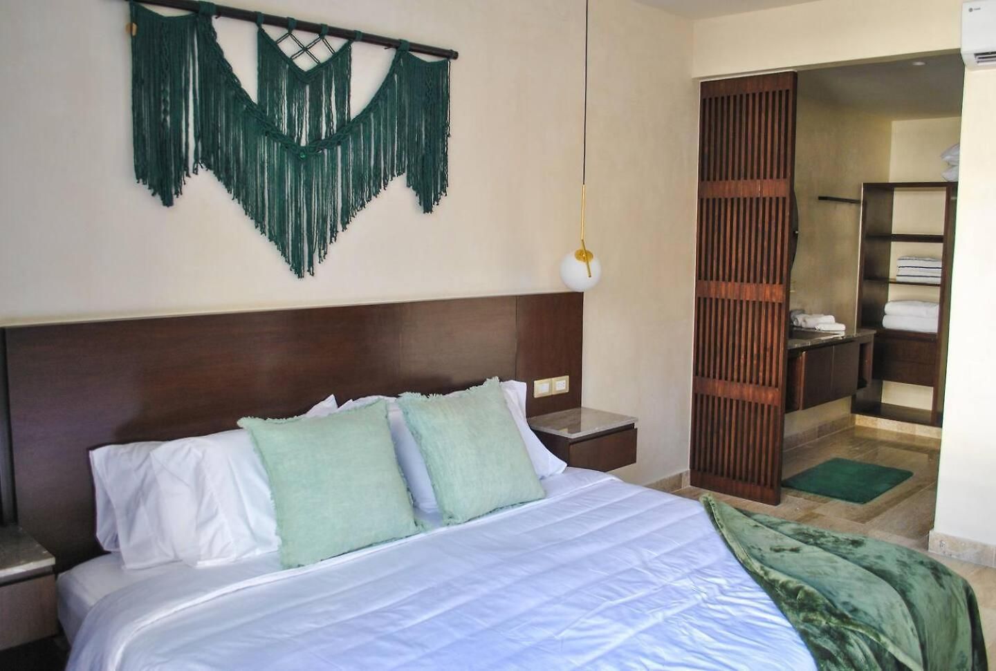 Upscale Perfect Location *