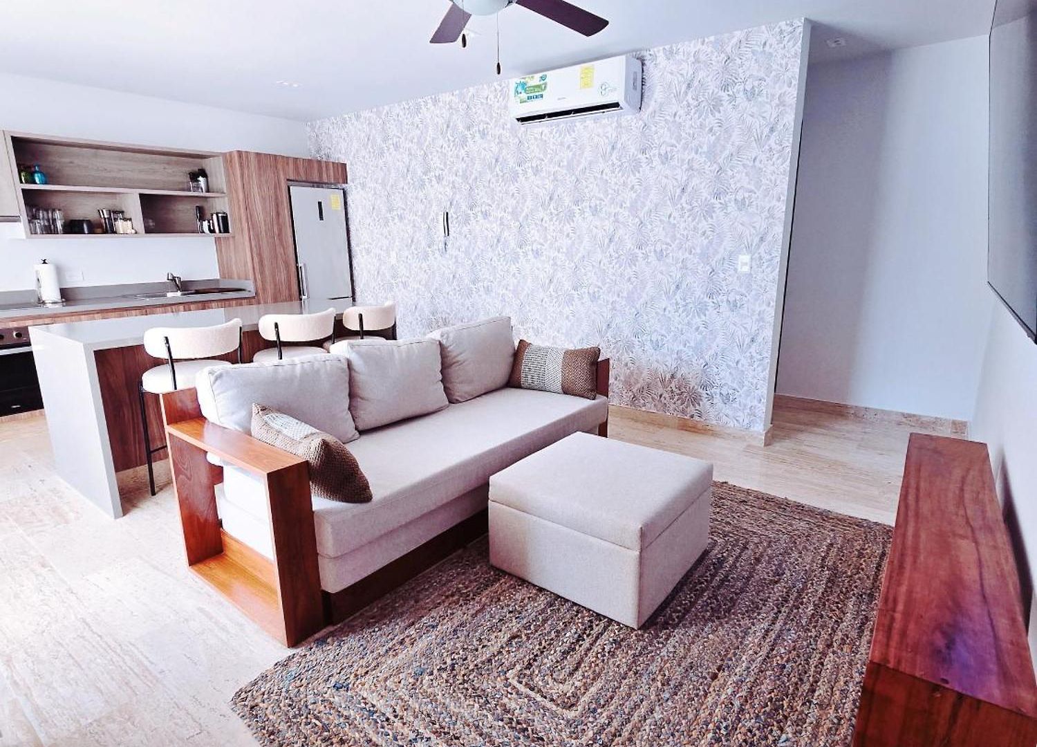 1 Bedroom With King Bed And Balcony With Amenities View *