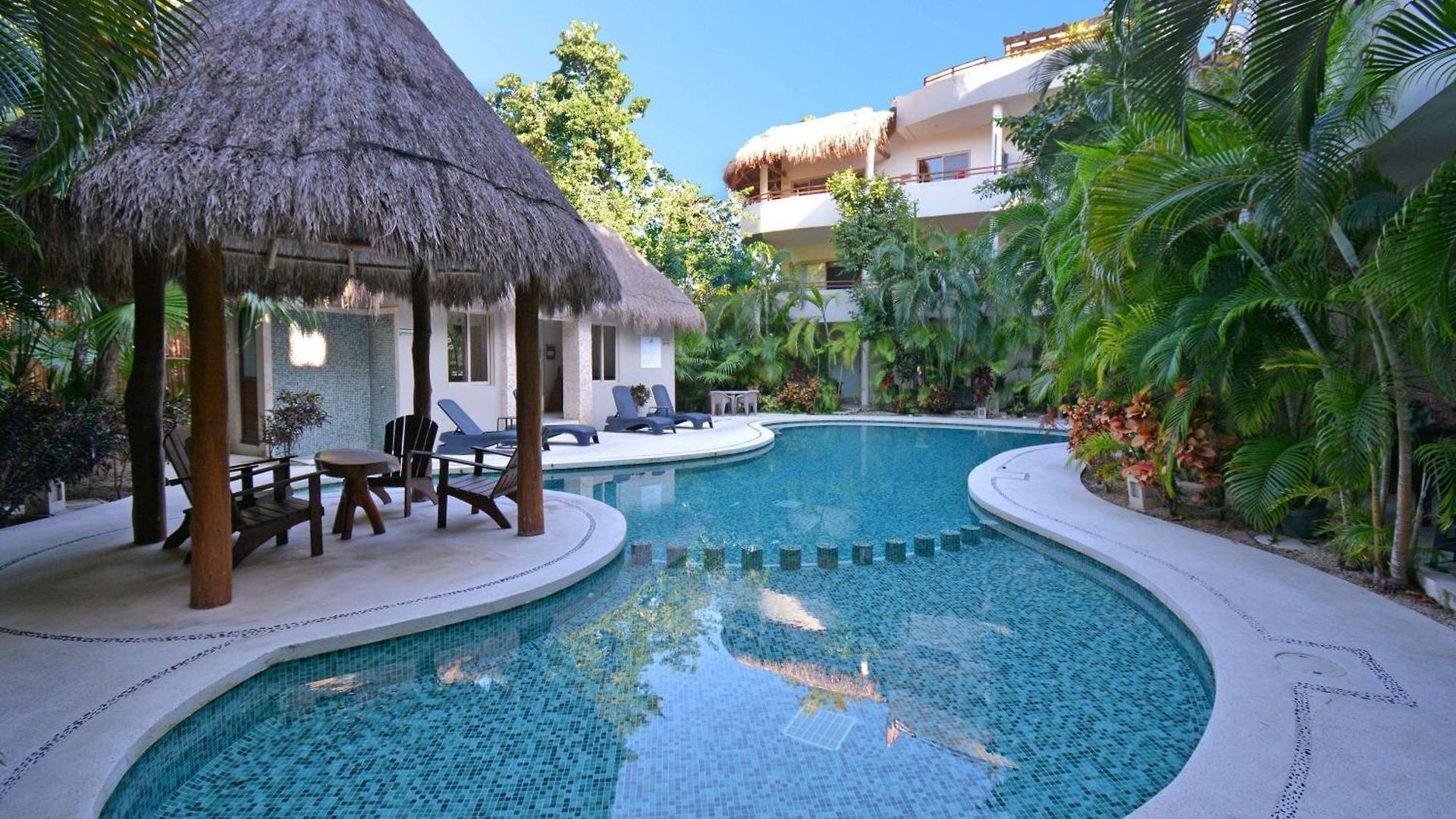 Apartment Peaceful Penthouse With Private Rooftop In Gated Community Tulum