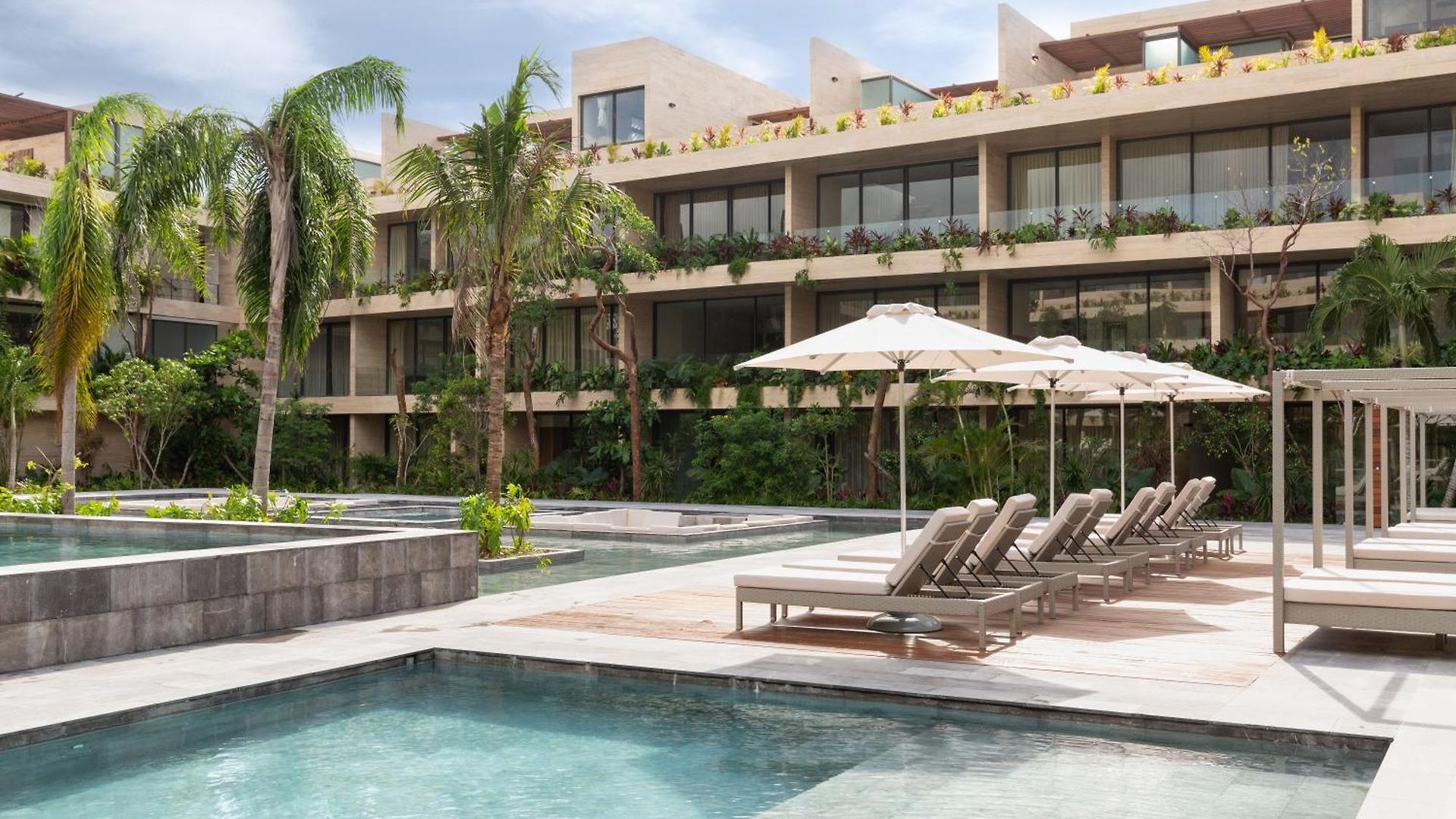 Luxury Two Bedroom Mistiq D104 By Sandy Powerful Apartamento
